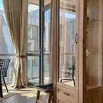 Ivis House - Cozy Seaside At 