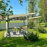 Apartman Ivis House - Cozy Seaside At 
