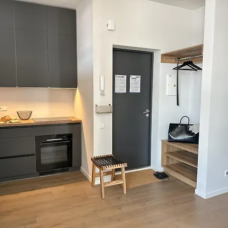 Ivis House - Cozy Seaside At 