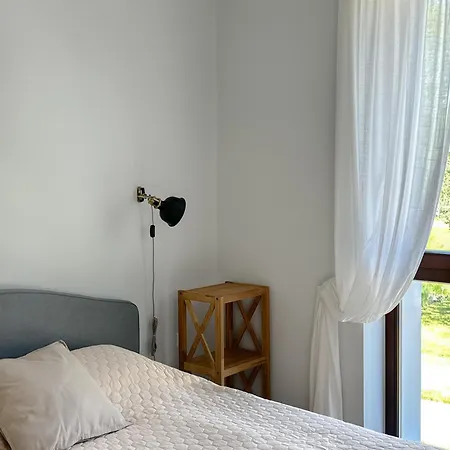 Ivis House - Cozy Seaside At 