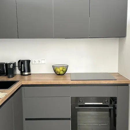 Ivis House - Cozy Seaside At 