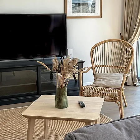 아파트 Ivis House - Cozy Seaside At 