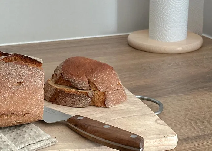 Ivis House - Cozy Seaside At 