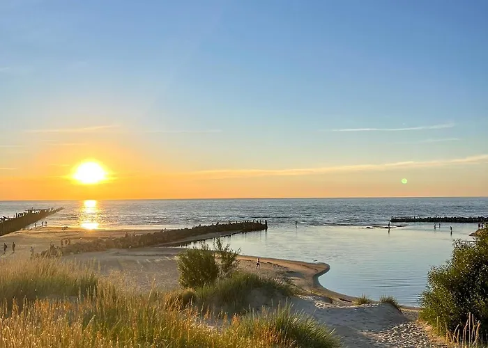 Ivis House - Cozy Seaside At 