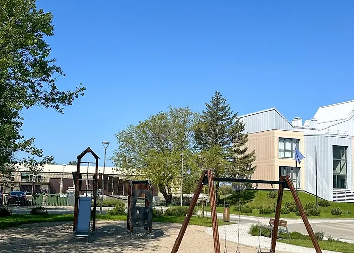 Ivis House - Cozy Seaside At 